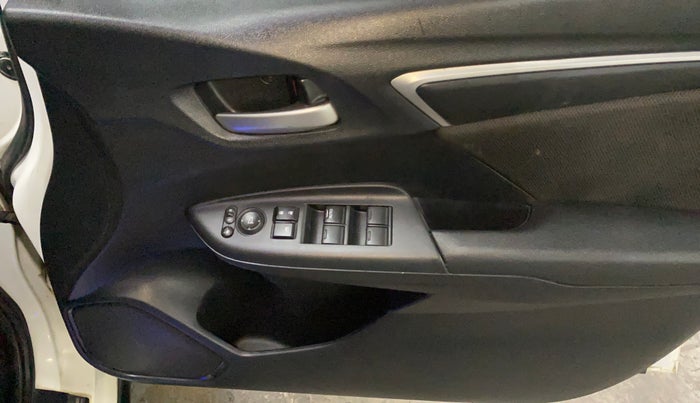 2020 Honda WR-V 1.2L I-VTEC VX MT, Petrol, Manual, 35,189 km, Driver Side Door Panels Control