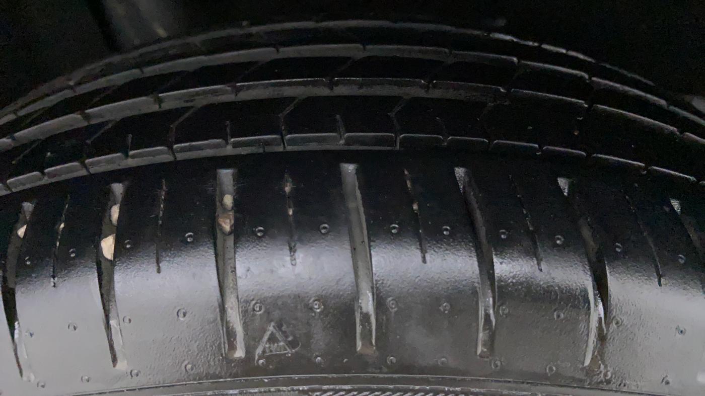 2019 Maruti Baleno ZETA CVT PETROL 1.2, Petrol, Automatic, 12,617 km, Left Front Tyre Tread