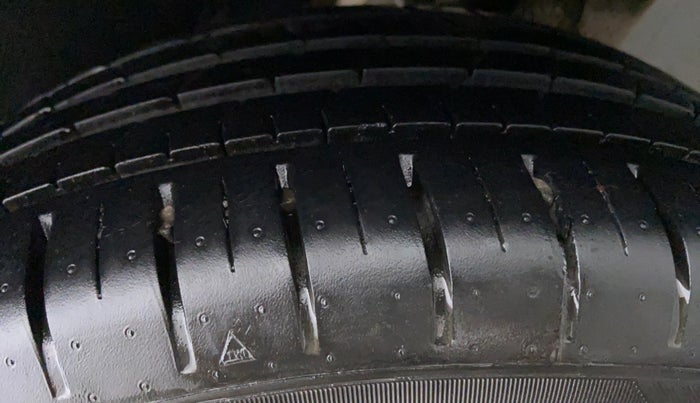 2019 Maruti Baleno ZETA CVT PETROL 1.2, Petrol, Automatic, 12,617 km, Left Rear Tyre Tread