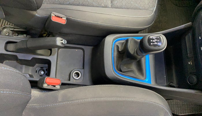 2023 Tata PUNCH CREATIVE  MT, Petrol, Manual, 18,719 km, Gear Lever