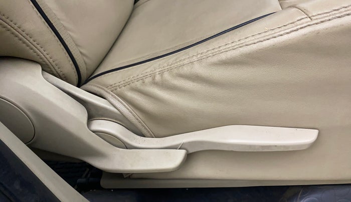 2020 Maruti Dzire ZXI Plus AMT, Petrol, Automatic, 67,414 km, Driver Side Adjustment Panel