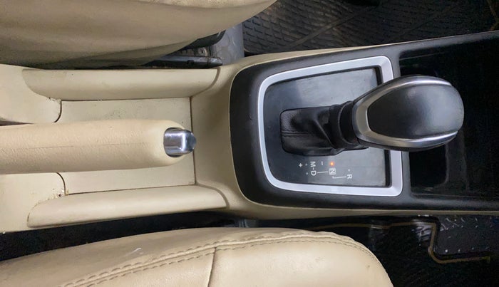 2020 Maruti Dzire ZXI Plus AMT, Petrol, Automatic, 67,414 km, Gear Lever