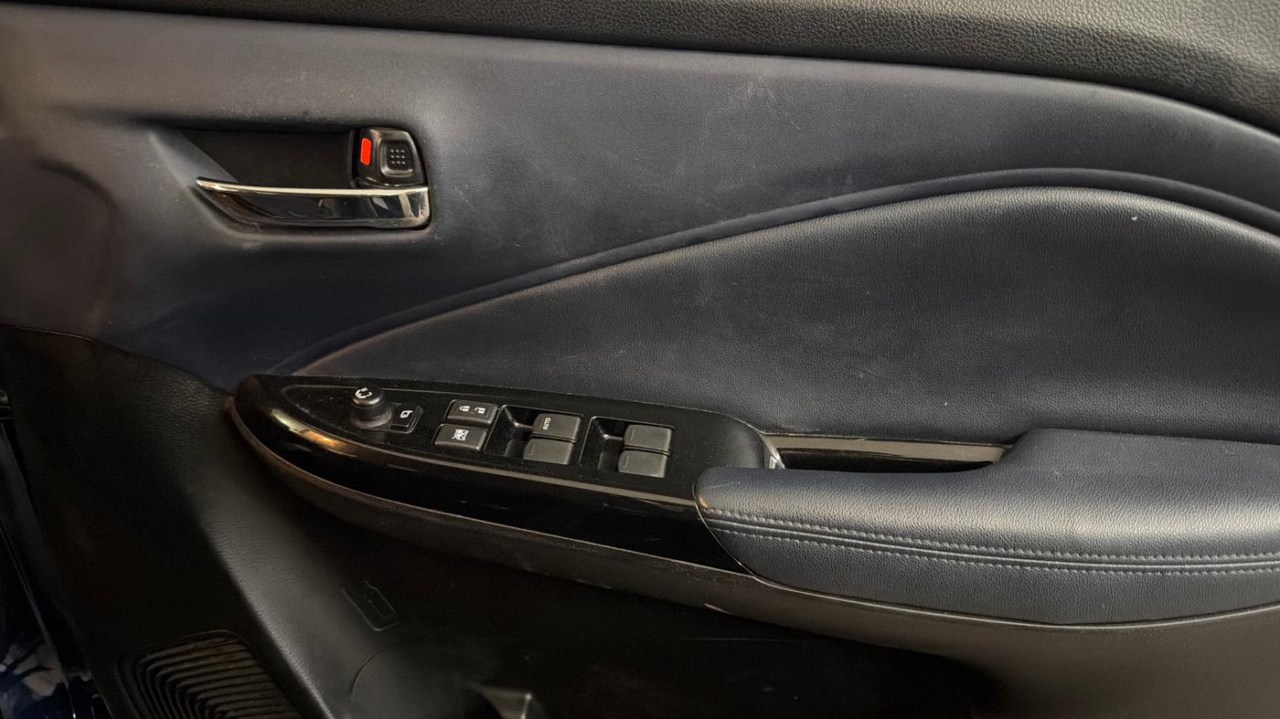 2024 Maruti Baleno  ZETA CNG 1.2L, CNG, Manual, 14,874 km, Driver Side Door Panels Control