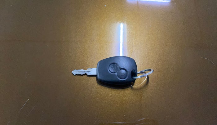 2015 Renault Duster 85 PS RXL DIESEL, Diesel, Manual, 80,782 km, Key Close Up