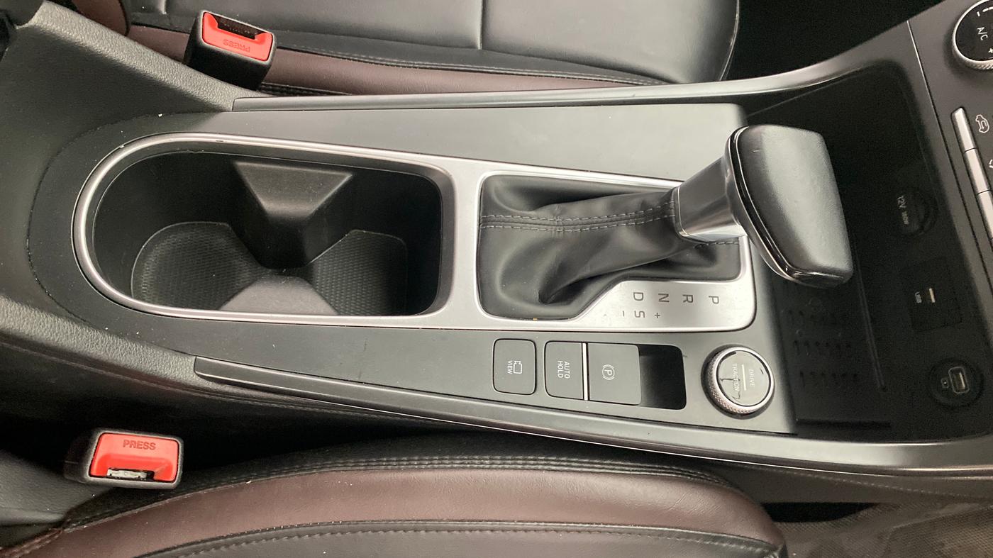 2022 Hyundai Creta SX IVT 1.5 PETROL, Petrol, Automatic, 57,099 km, Gear Lever