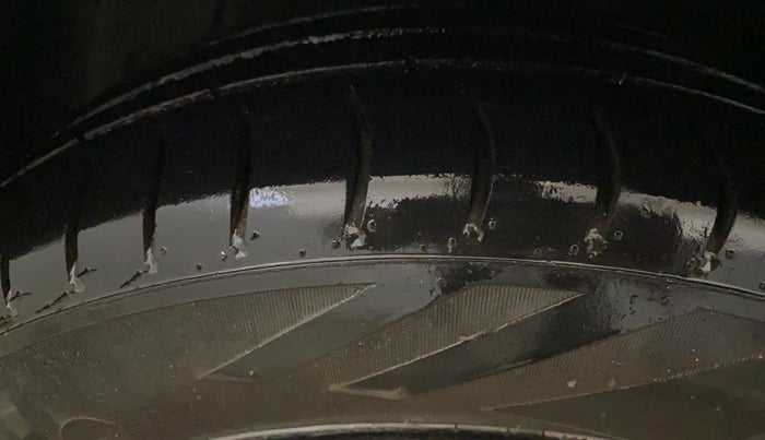 2017 Hyundai Xcent E+, Petrol, Manual, 62,475 km, Left Front Tyre Tread