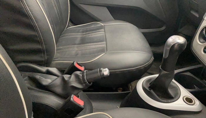 2014 Ford Figo TITANIUM 1.2 PETROL, Petrol, Manual, 61,553 km, Gear Lever