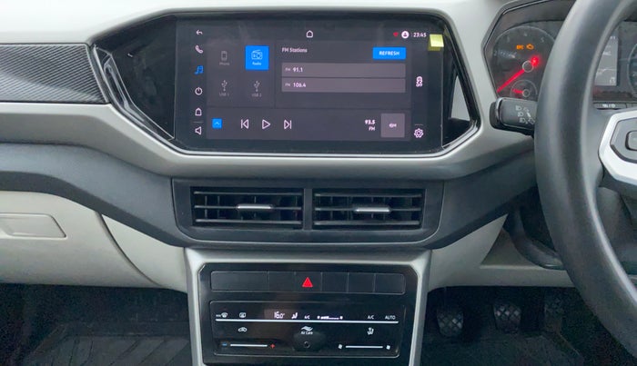 2022 Volkswagen TAIGUN HIGHLINE 1.0 TSI MT, Petrol, Manual, 7,544 km, Air Conditioner