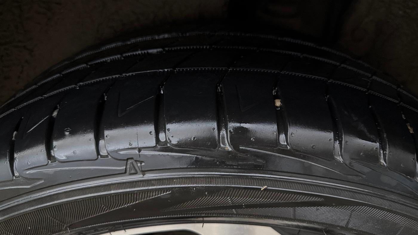 2021 Hyundai ALCAZAR 2.0 SIGNATURE (O) AT 6STR, Petrol, Automatic, 81,228 km, Left Rear Tyre Tread