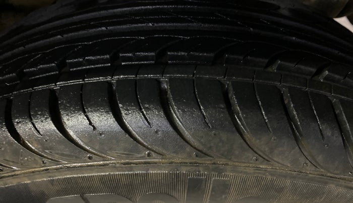 2025 Tata Tiago XZ PLUS CNG DUAL TONE, CNG, Manual, 16,412 km, Left Rear Tyre Tread