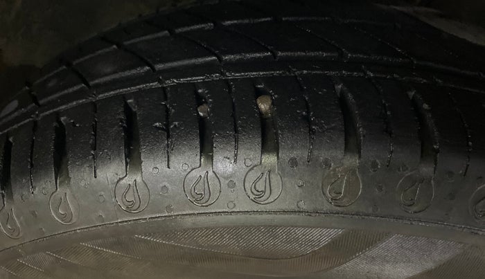 2025 Tata Tiago XZ PLUS CNG DUAL TONE, CNG, Manual, 16,412 km, Right Front Tyre Tread