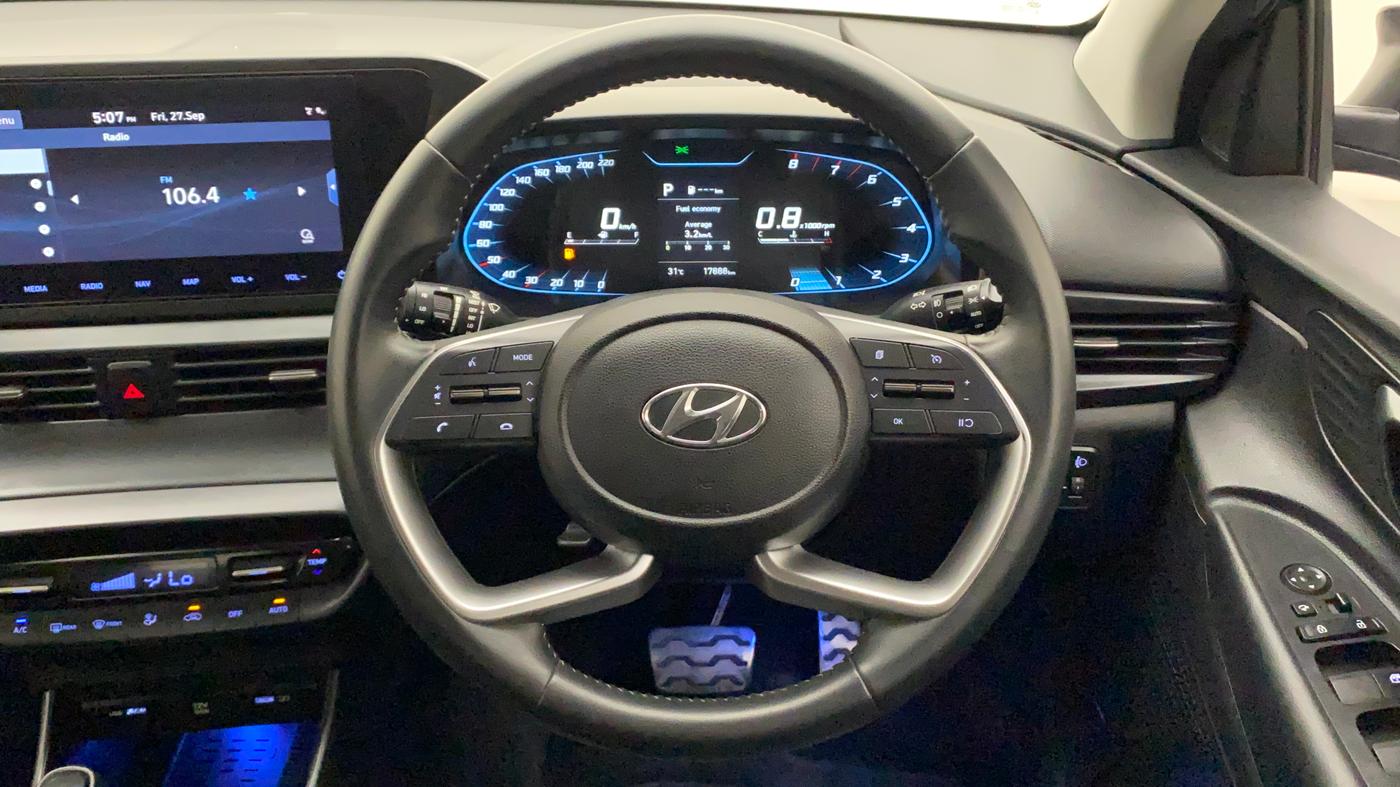 2022 Hyundai NEW I20 ASTA (O) 1.0 TURBO GDI DCT, Petrol, Automatic, 17,921 km, Steering Wheel Close Up