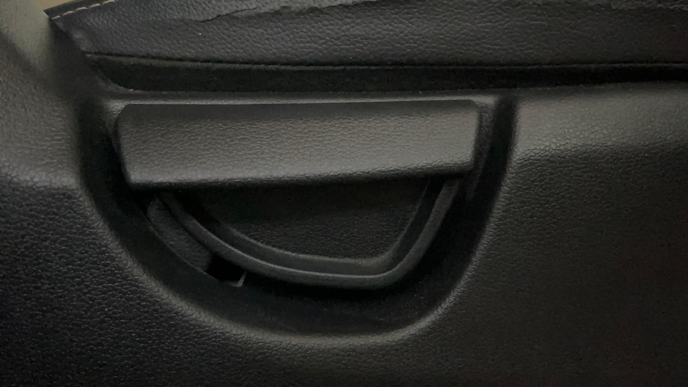 2019 Hyundai NEW SANTRO SPORTZ MT, Petrol, Manual, 24,037 km, Driver Side Adjustment Panel