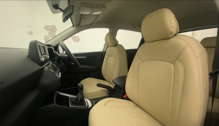 2023 KIA SONET HTK 1.2 PETROL MT, Petrol, Manual, 14,248 km, Right Side Front Door Cabin