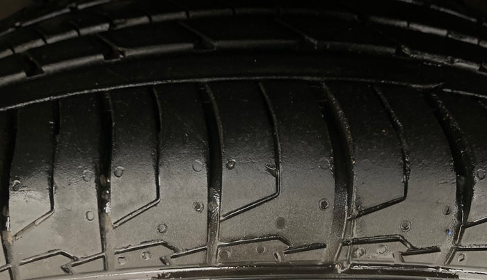 2020 KIA SELTOS GTX PLUS DCT 1.4 PETROL, Petrol, Automatic, 63,635 km, Left Front Tyre Tread