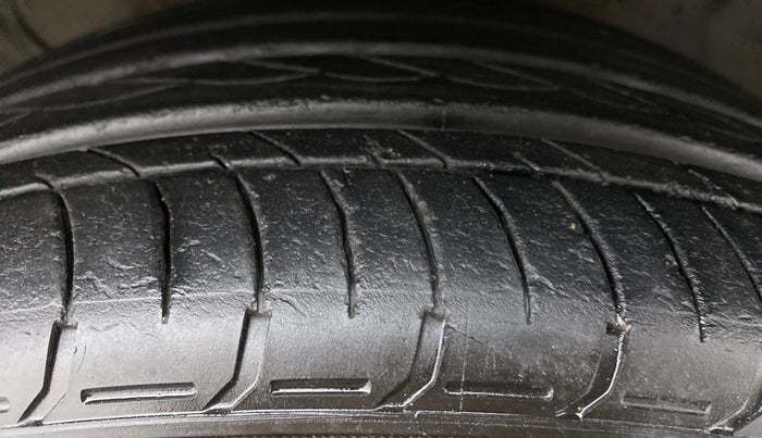 2019 Honda Civic 1.8L I-VTEC ZX CVT, Petrol, Automatic, 41,286 km, Right Rear Tyre Tread