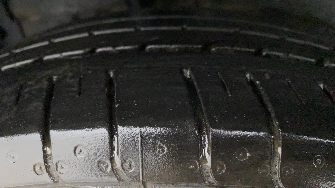 2021 Tata NEXON XM SUNROOF PETROL, Petrol, Manual, 23,899 km, Right Rear Tyre Tread