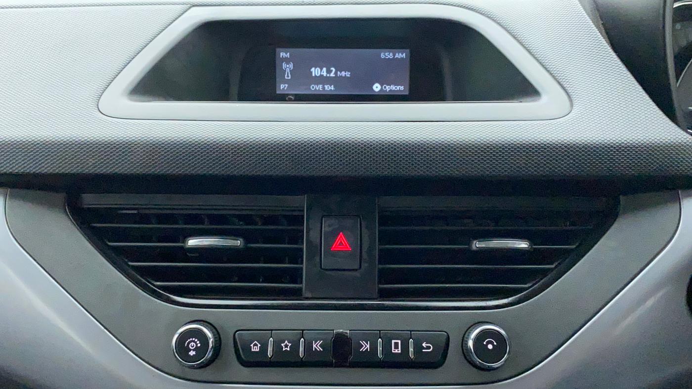 2021 Tata NEXON XM SUNROOF PETROL, Petrol, Manual, 23,899 km, Infotainment System