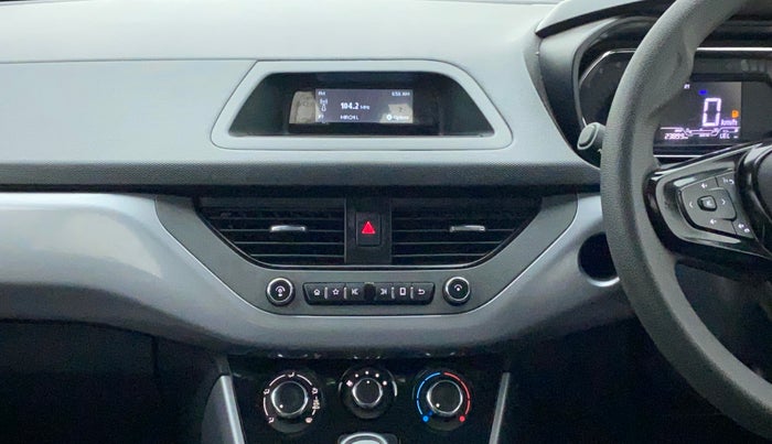 2021 Tata NEXON XM SUNROOF PETROL, Petrol, Manual, 23,899 km, Air Conditioner