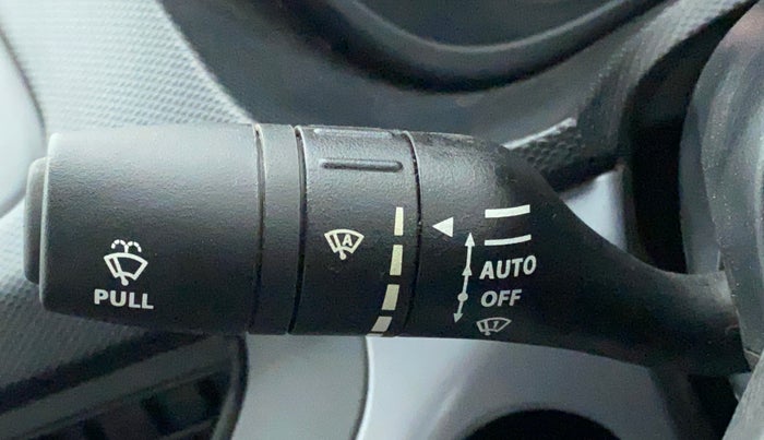 2021 Tata NEXON XM SUNROOF PETROL, Petrol, Manual, 23,899 km, Rain Sensing Wipers