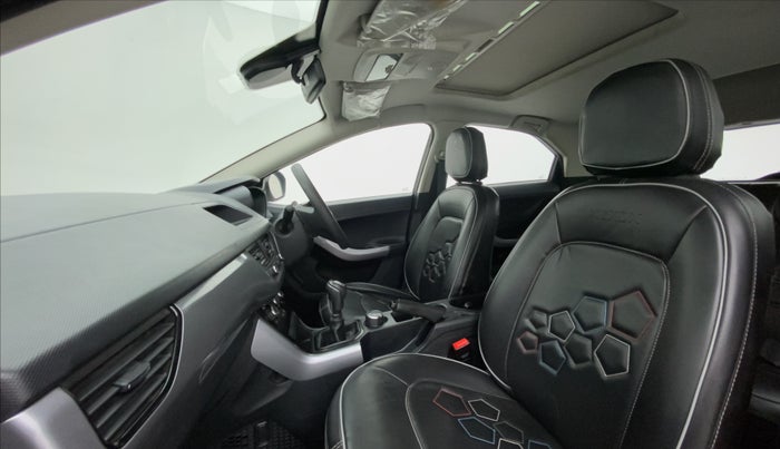 2021 Tata NEXON XM SUNROOF PETROL, Petrol, Manual, 23,899 km, Right Side Front Door Cabin