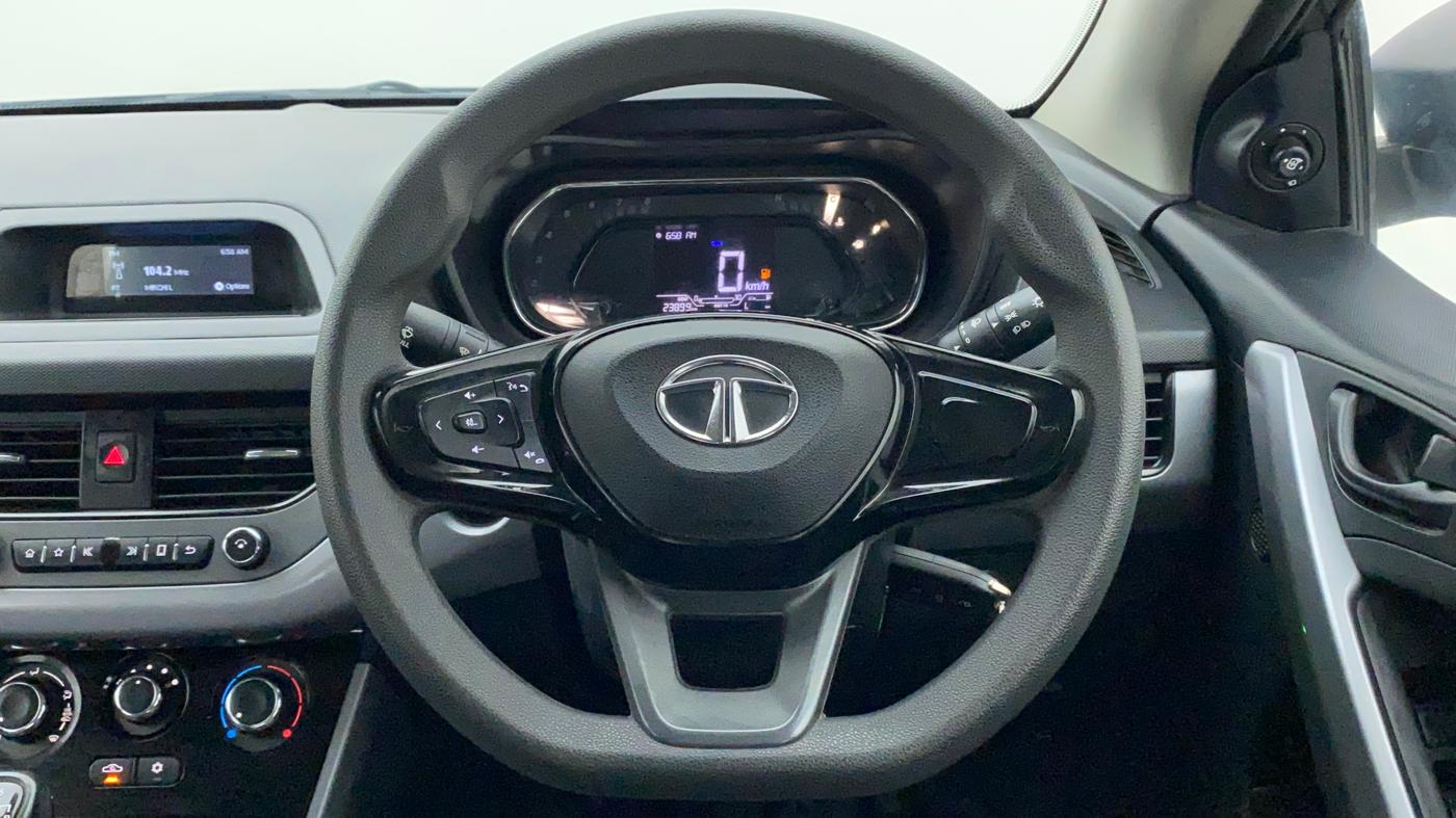 2021 Tata NEXON XM SUNROOF PETROL, Petrol, Manual, 23,899 km, Steering Wheel Close Up