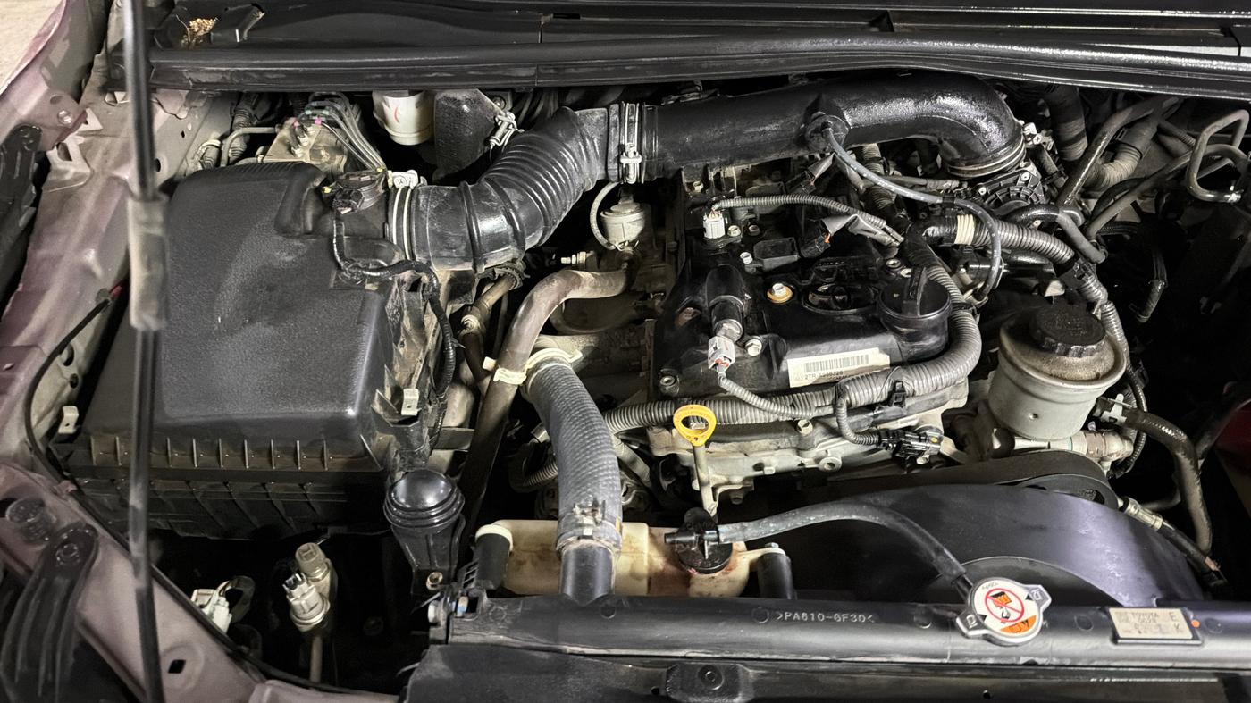 2022 Toyota Innova Crysta 2.7 ZX AT 7 STR, Petrol, Automatic, 62,807 km, Engine View - Right