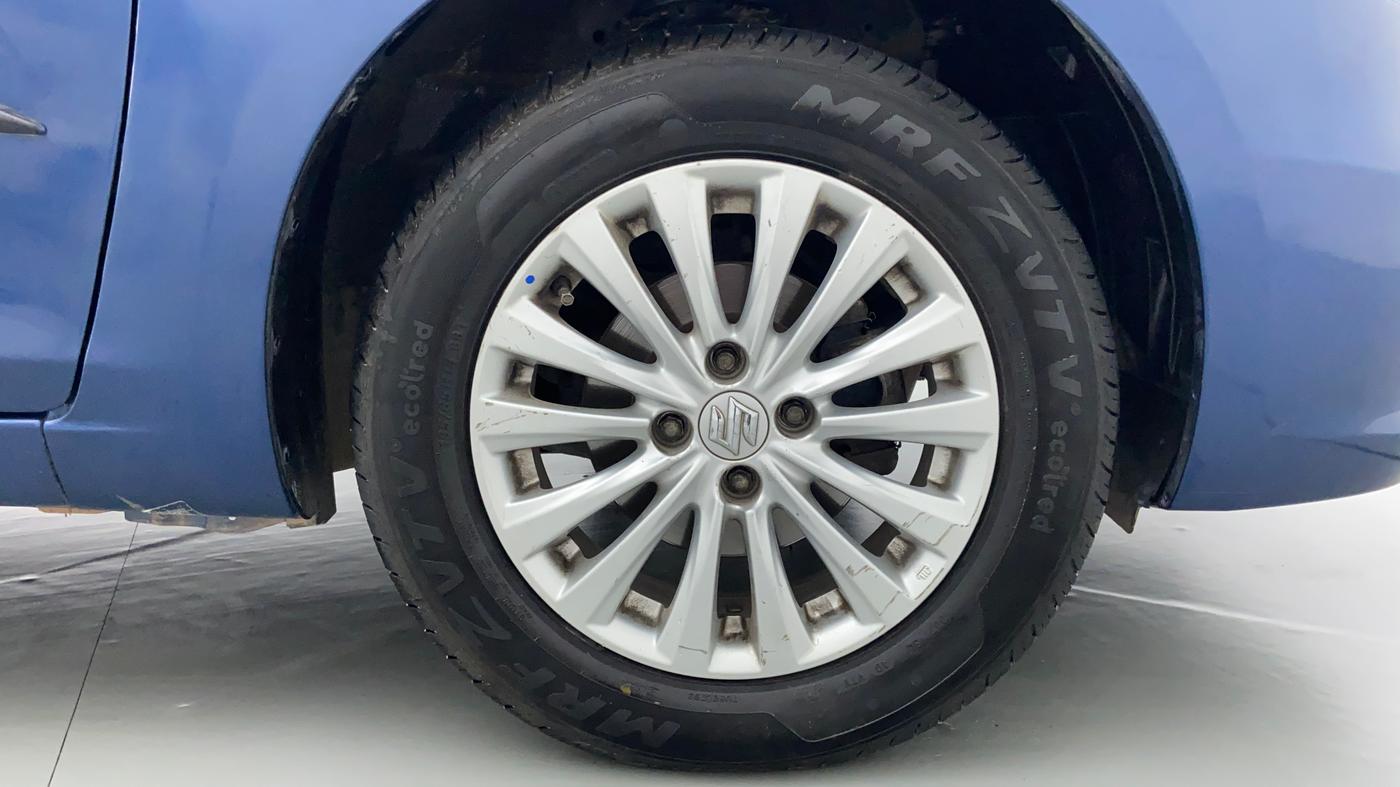 2018 Maruti Ciaz ZETA 1.4  MT PETROL, Petrol, Manual, 72,624 km, Right Front Wheel