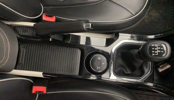 2021 Tata NEXON XZ PLUS DIESEL SUNROOF, Diesel, Manual, 54,141 km, Gear Lever