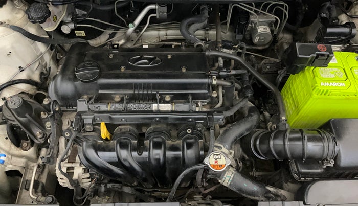 2016 Hyundai Verna 1.6 VTVT SX, Petrol, Manual, 70,675 km, Engine View