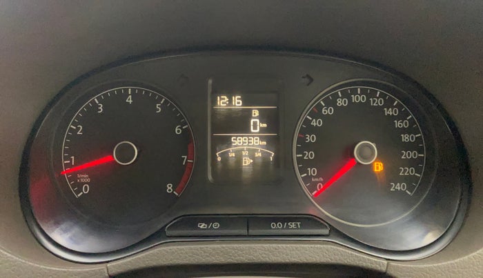 2016 Volkswagen Vento HIGHLINE 1.6 MPI, Petrol, Manual, 58,938 km, Odometer Image