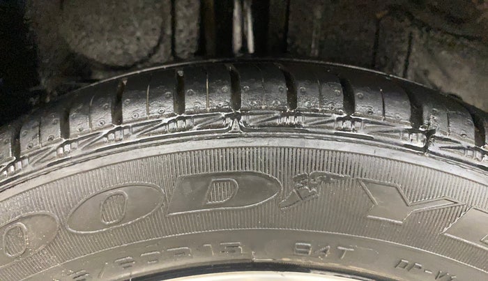 2014 Toyota Etios CROSS 1.4 VD, Diesel, Manual, 80,834 km, Right Rear Tyre Tread