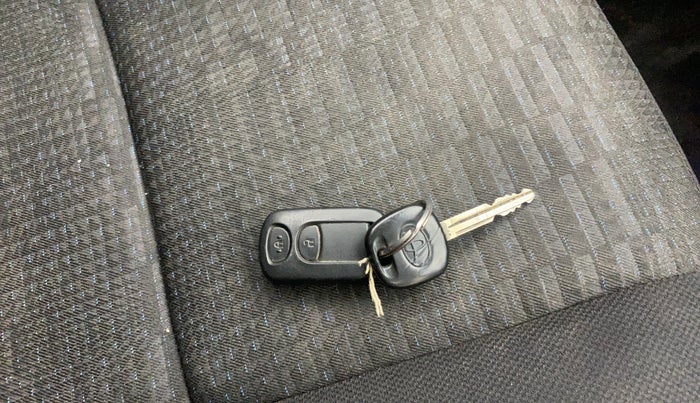 2014 Toyota Etios CROSS 1.4 VD, Diesel, Manual, 80,834 km, Key Close Up