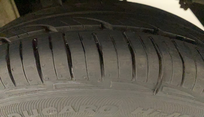 2013 Maruti Alto 800 LXI, Petrol, Manual, 34,896 km, Left Rear Tyre Tread