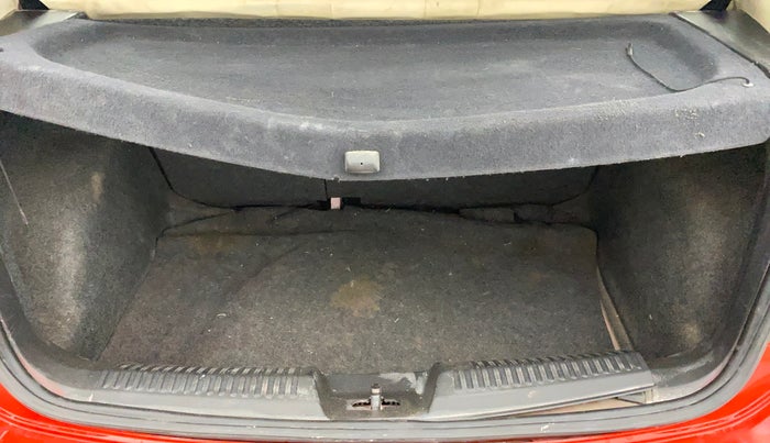 2015 Volkswagen Polo HIGHLINE1.2L, Petrol, Manual, 54,566 km, Boot Inside