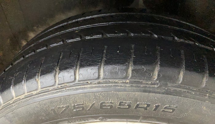 2015 Volkswagen Polo HIGHLINE1.2L, Petrol, Manual, 54,566 km, Left Rear Tyre Tread