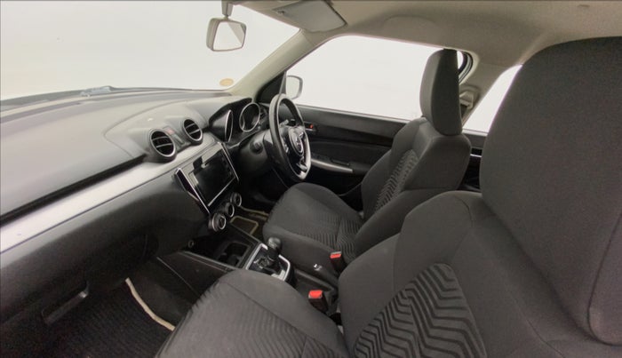 2019 Maruti Swift ZDI PLUS AMT, Diesel, Automatic, 45,470 km, Right Side Front Door Cabin