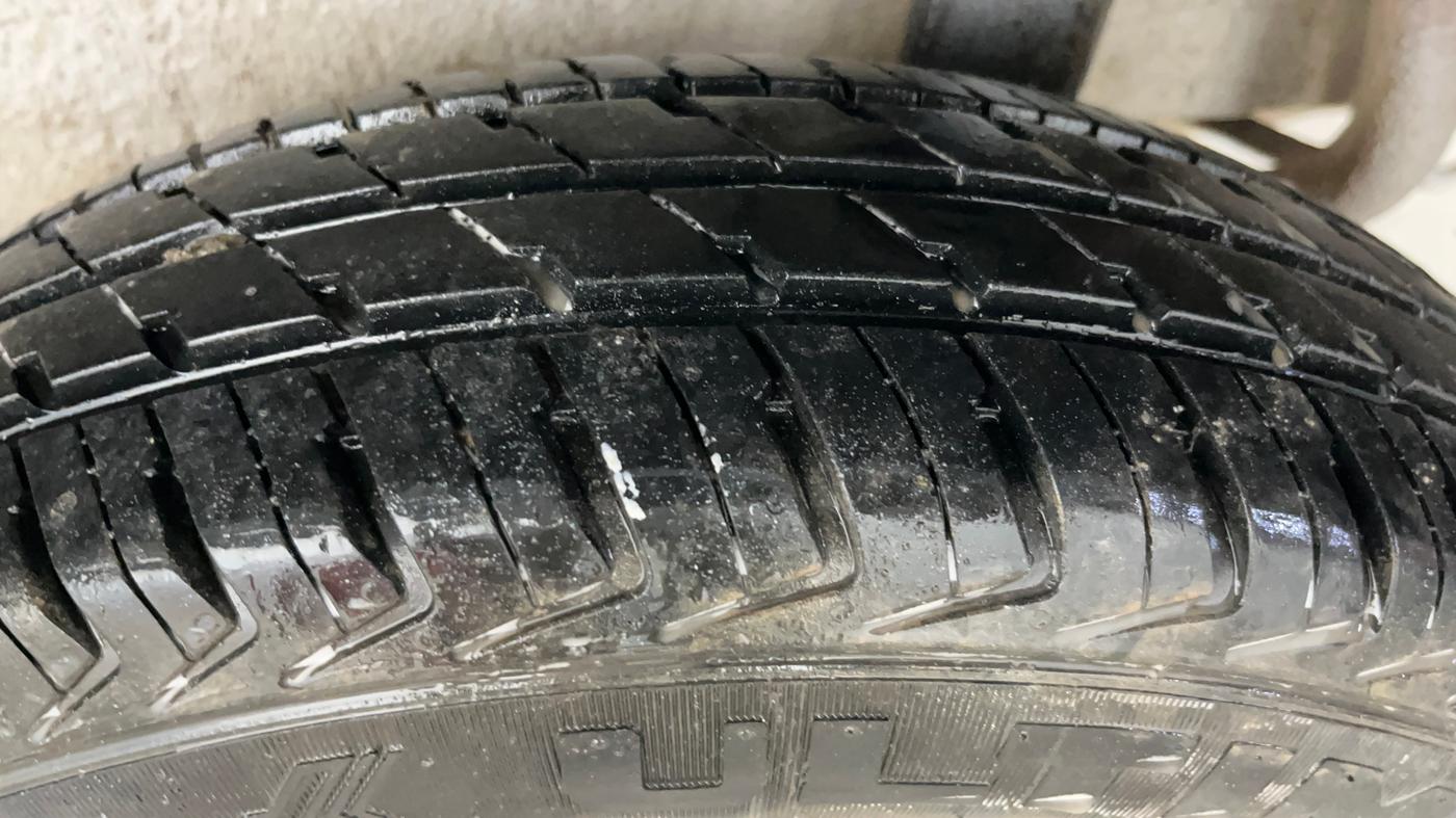 2023 Maruti Alto K10 LXI, Petrol, Manual, 13,254 km, Left Rear Tyre Tread