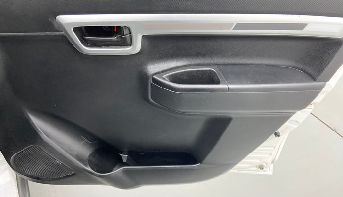 2020 Maruti S PRESSO VXI+, Petrol, Manual, 74,608 km, Driver Side Door Panels Control