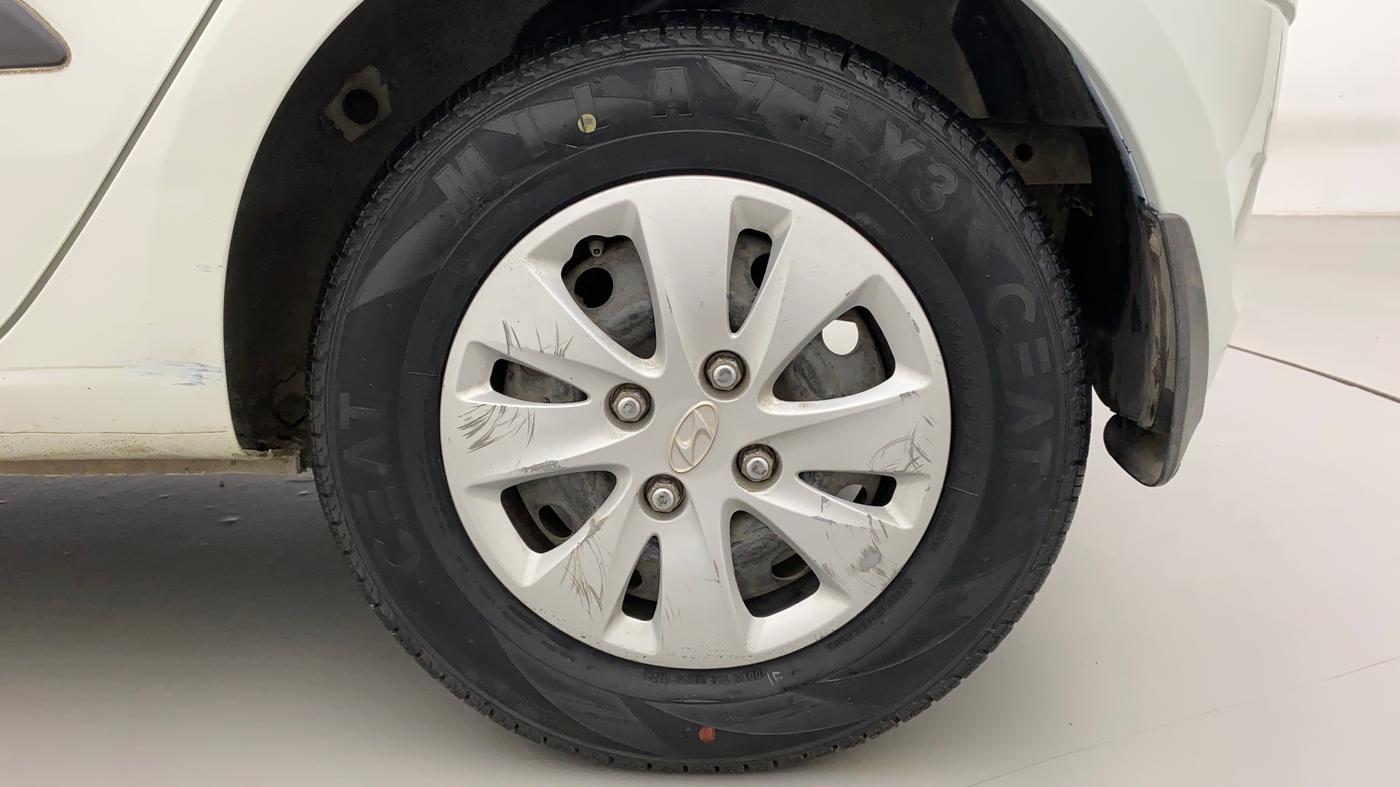 2012 Hyundai i10 MAGNA 1.2, Petrol, Manual, 19,800 km, Left Rear Wheel
