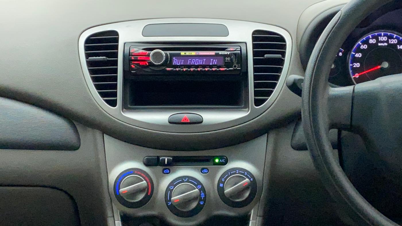 2012 Hyundai i10 MAGNA 1.2, Petrol, Manual, 19,800 km, Air Conditioner