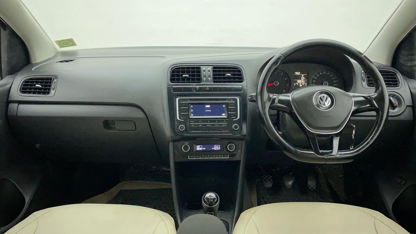 2016 Volkswagen Vento COMFORTLINE 1.6, Petrol, Manual, 97,106 km, Dashboard