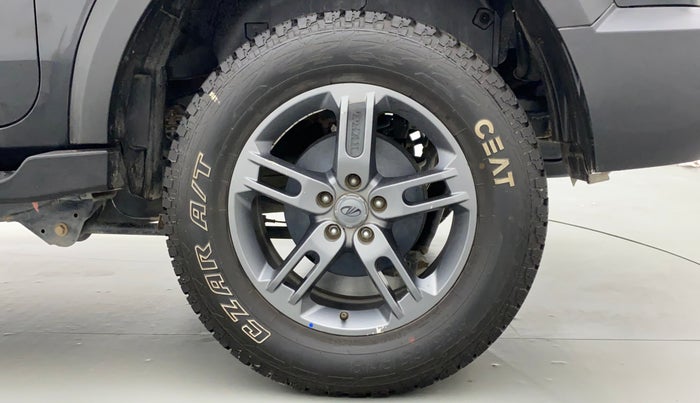 2021 Mahindra Thar LX D 4*4 MT HT, Diesel, Manual, 51,911 km, Left Rear Wheel