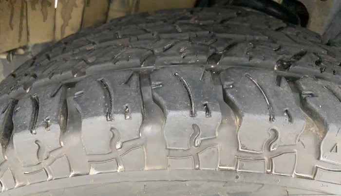 2021 Mahindra Thar LX D 4*4 MT HT, Diesel, Manual, 51,911 km, Right Front Tyre Tread