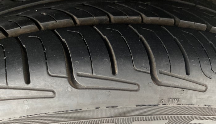 2023 Hyundai GRAND I10 NIOS SPORTZ AMT 1.2 KAPPA VTVT, Petrol, Automatic, 50,935 km, Left Rear Tyre Tread