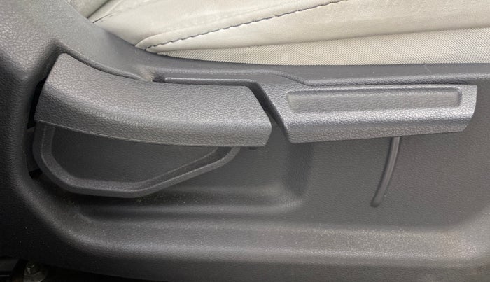 2023 Hyundai GRAND I10 NIOS SPORTZ AMT 1.2 KAPPA VTVT, Petrol, Automatic, 50,935 km, Driver Side Adjustment Panel