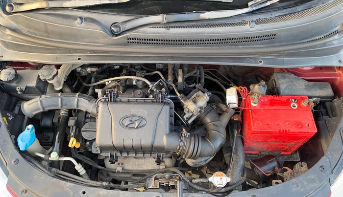2014 Hyundai i10 MAGNA 1.1, Petrol, Manual, 1,03,618 km, Engine View