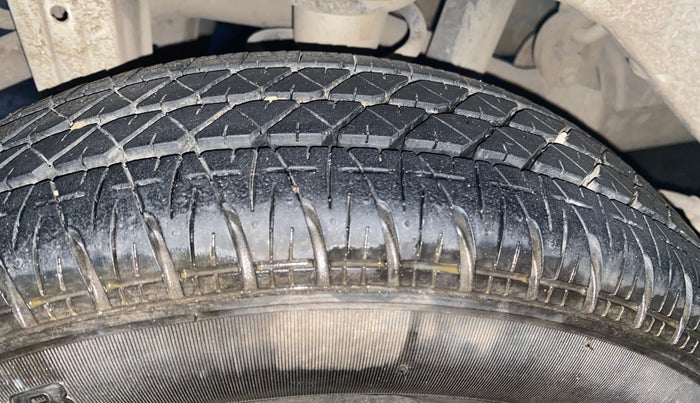 2017 Maruti Alto 800 LXI, Petrol, Manual, 37,368 km, Right Rear Tyre Tread