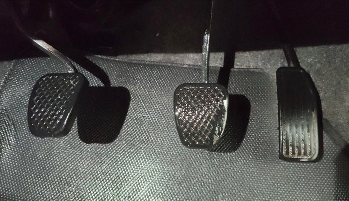 2016 Honda Amaze 1.5L I-DTEC S, Diesel, Manual, 1,05,076 km, Pedals