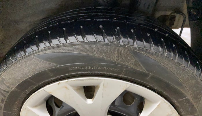 2014 Hyundai Grand i10 SPORTZ AT 1.2 KAPPA VTVT, Petrol, Automatic, 62,982 km, Left Rear Tyre Tread
